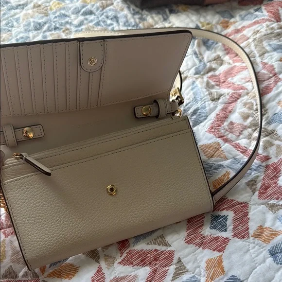 Michael Kors Cream Crossbody Bag - Picture 5 of 6
